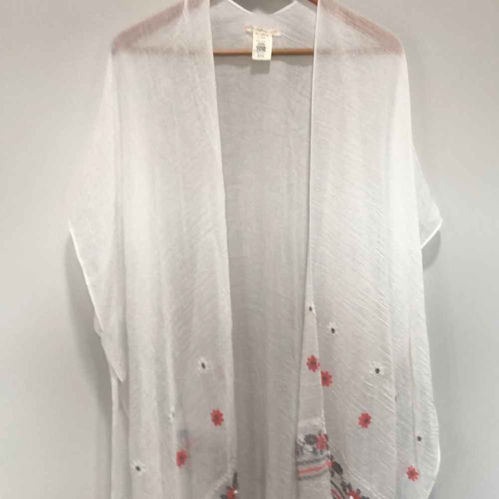 NWOT white beach cover-up